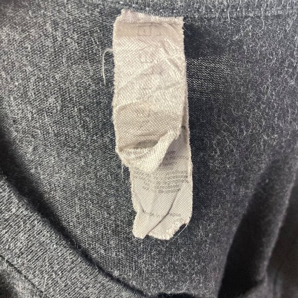 Fish The World Block Island RI Long Sleeve Tee Large  Striped Bass Graphic - Picture 7 of 8